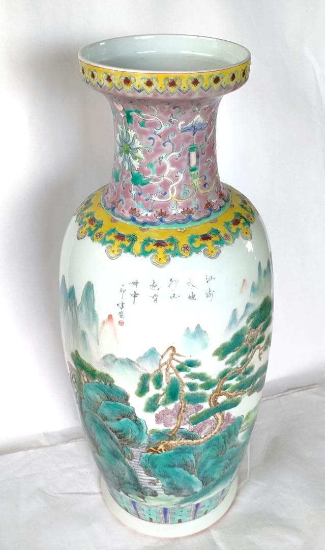 置物 色絵 大清乾隆年製 Ad-240