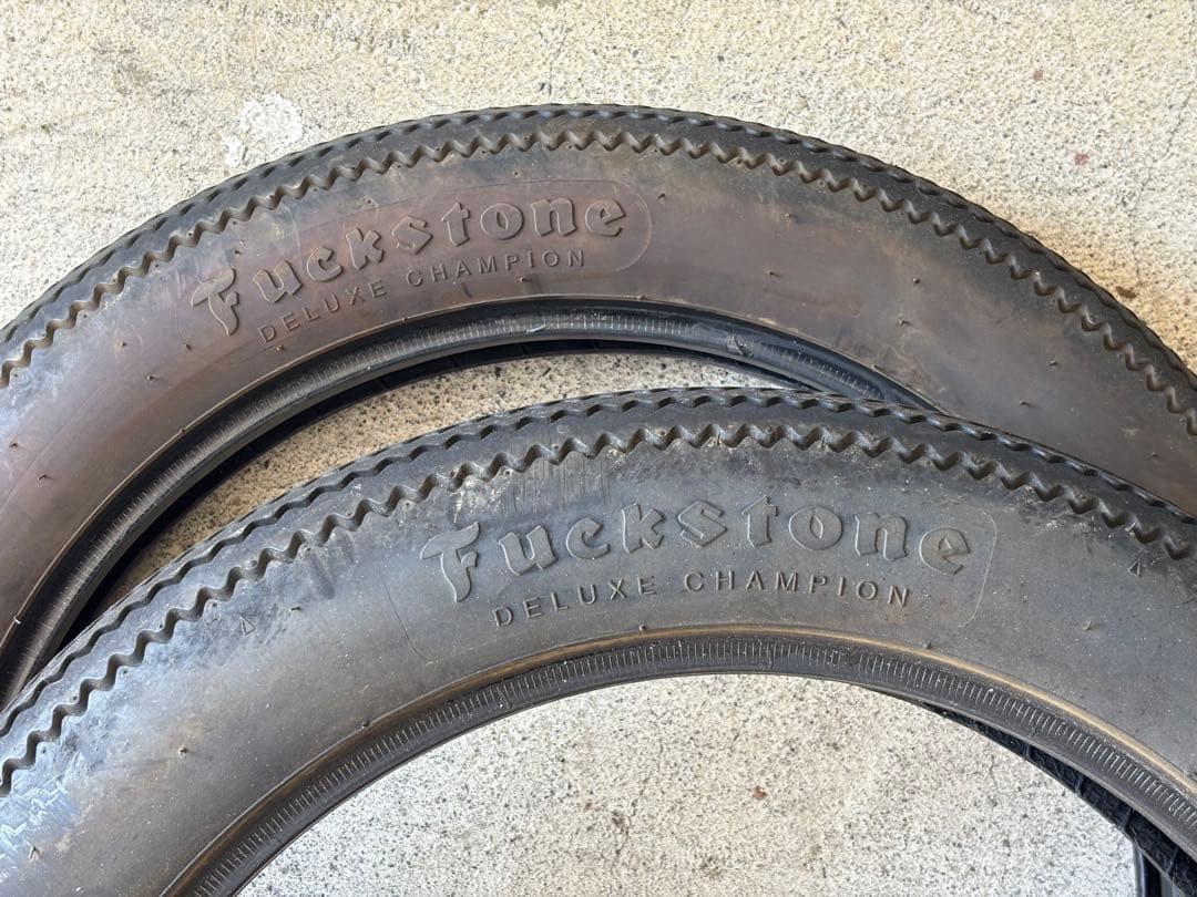 ビンテージタイヤ　FuckStone バイク　18.19インチ前後2本セット売り