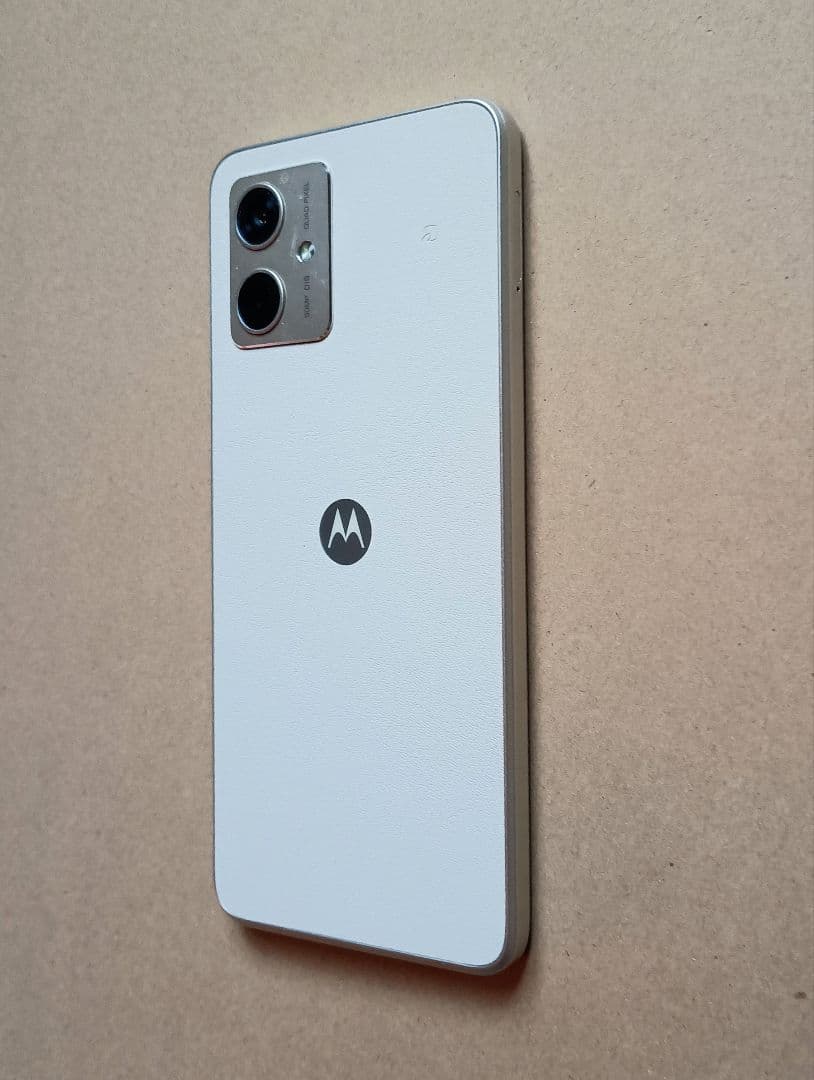 motorola moto g 64y 5G　ワイモバイル版　バニラクリーム