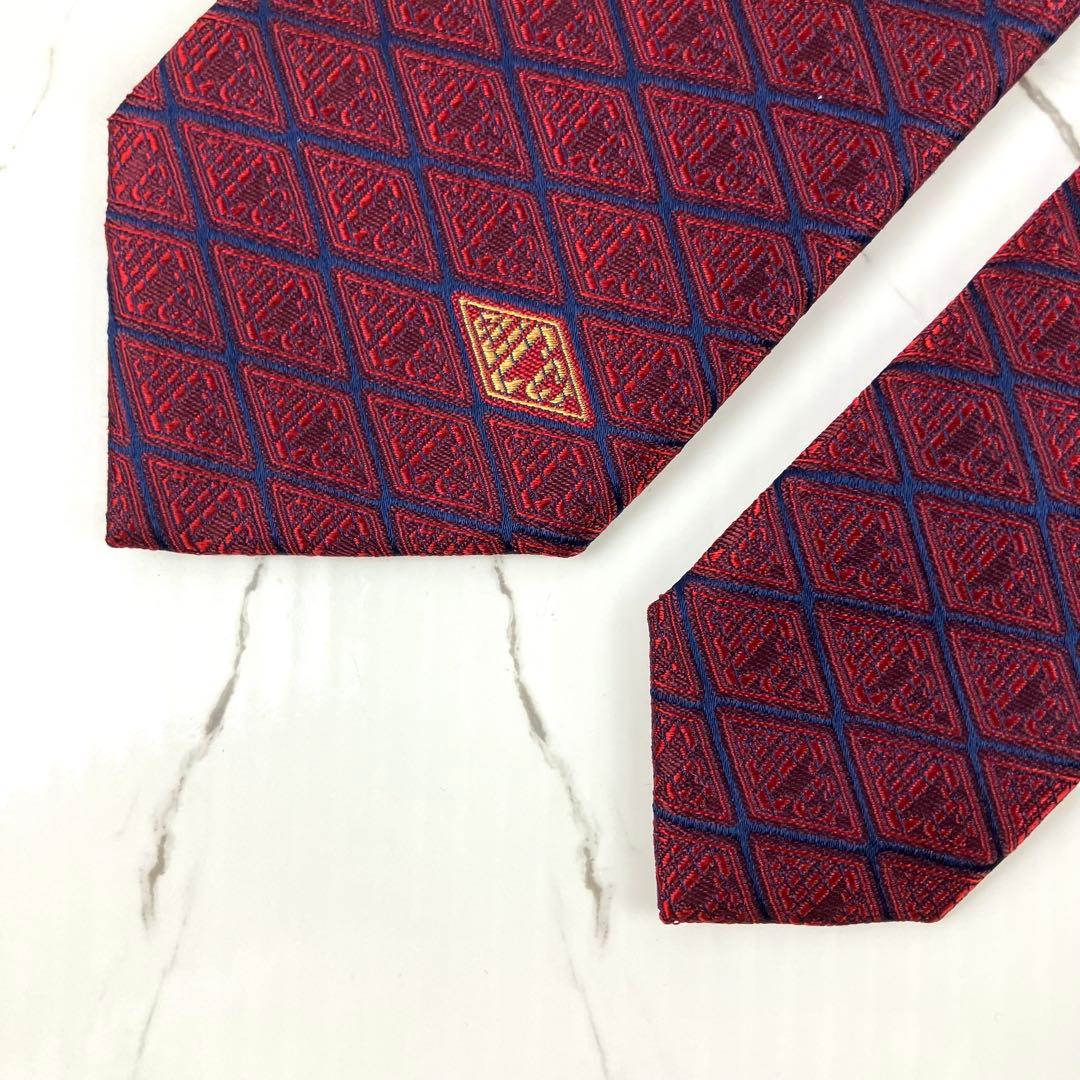 未使用品　グッチ　ネクタイ　ロゴ総柄　ダイヤモンドパターン　ボルドー