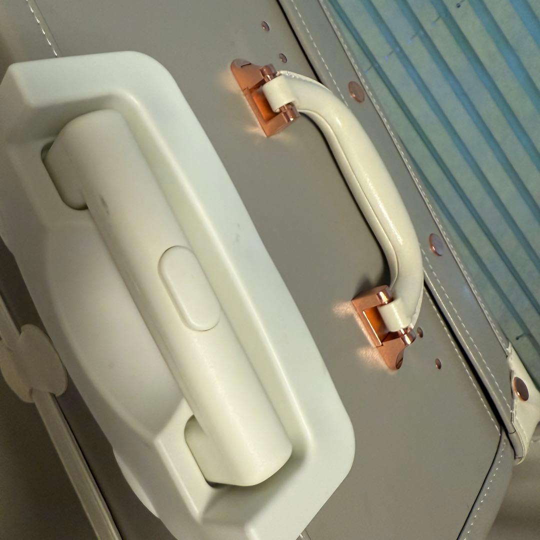 値下！美品スーツケースキャリーケース.ミニバック付きレトロUniwalker送込