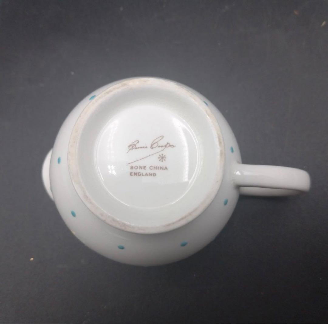 スージークーパー　美品　レイズドドット　ティーポット　カップ&ソーサー　他