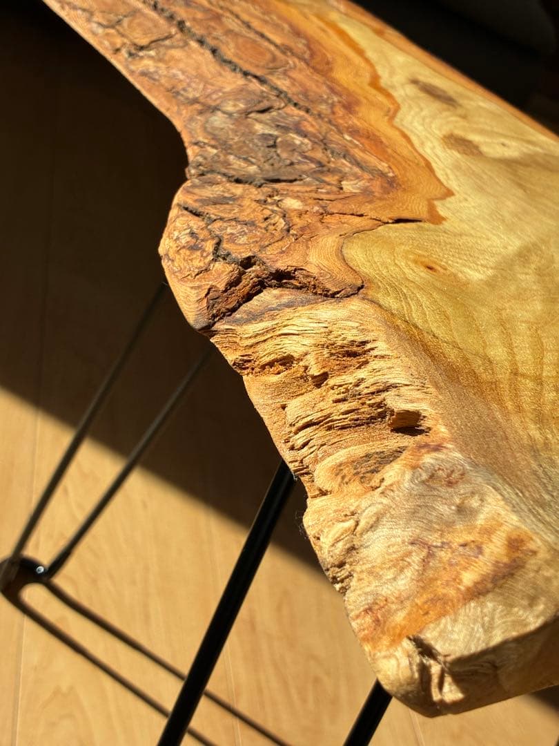 国産無垢天然一枚板サイドテーブル｜国産広葉樹 × ブラックアイアン｜一点もの