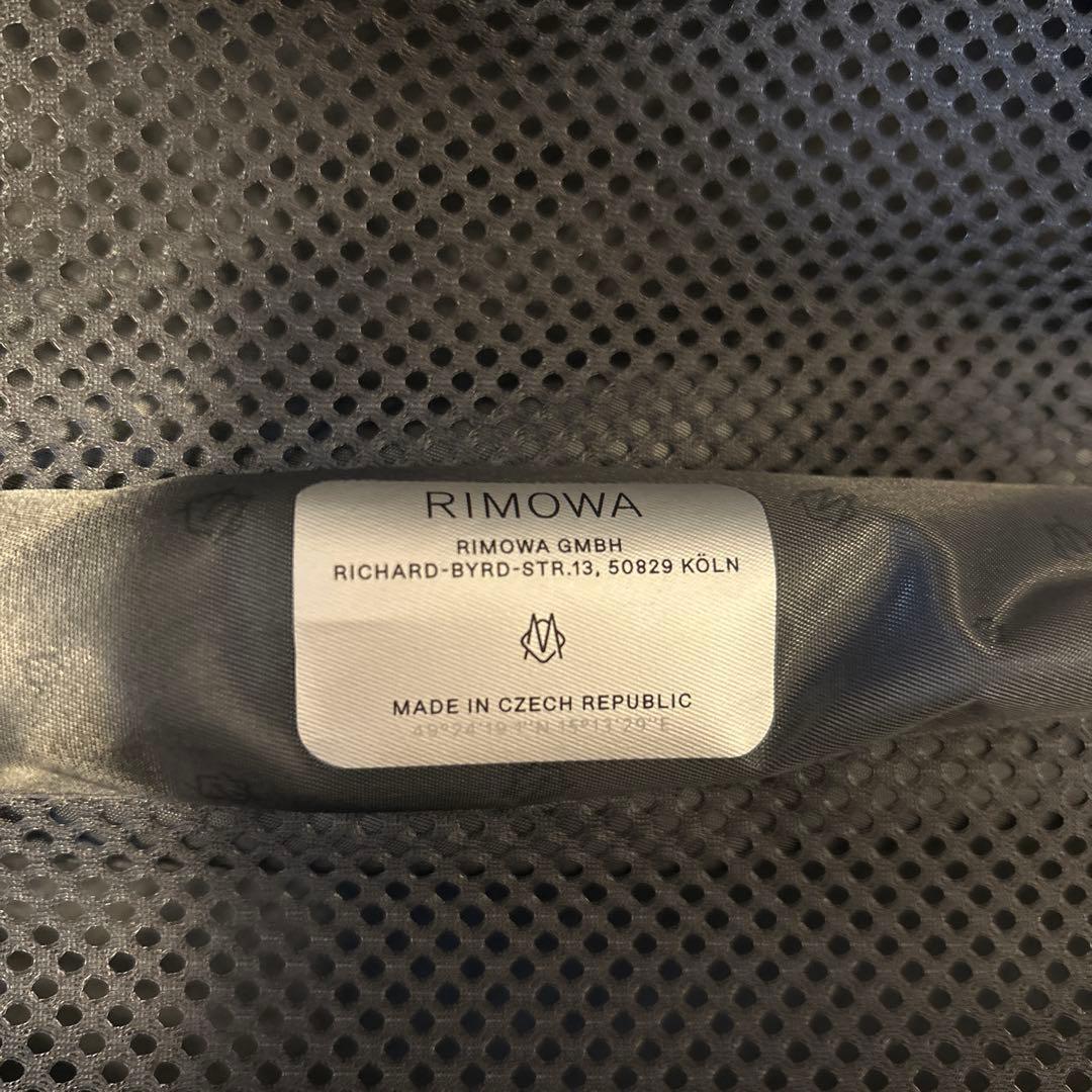 【使用3回】リモワ　エッセンシャルライト　19L　入手困難生産終了モデル