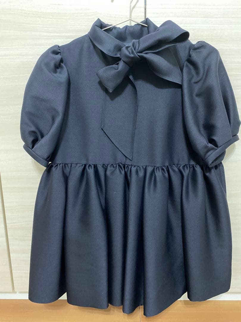 ケイナリタ　ブラウス