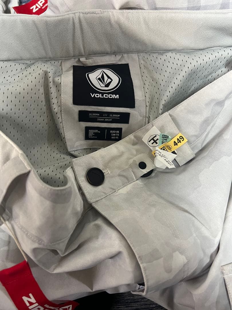 Volcom ホワイト迷彩 スノーボードウェア XXL