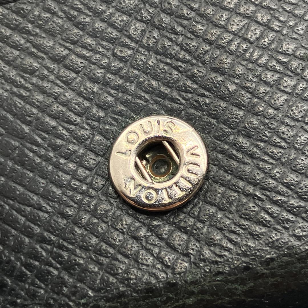 ルイヴィトン タイガ ケース ポルト モネ ボワット 小銭入れ ブラック