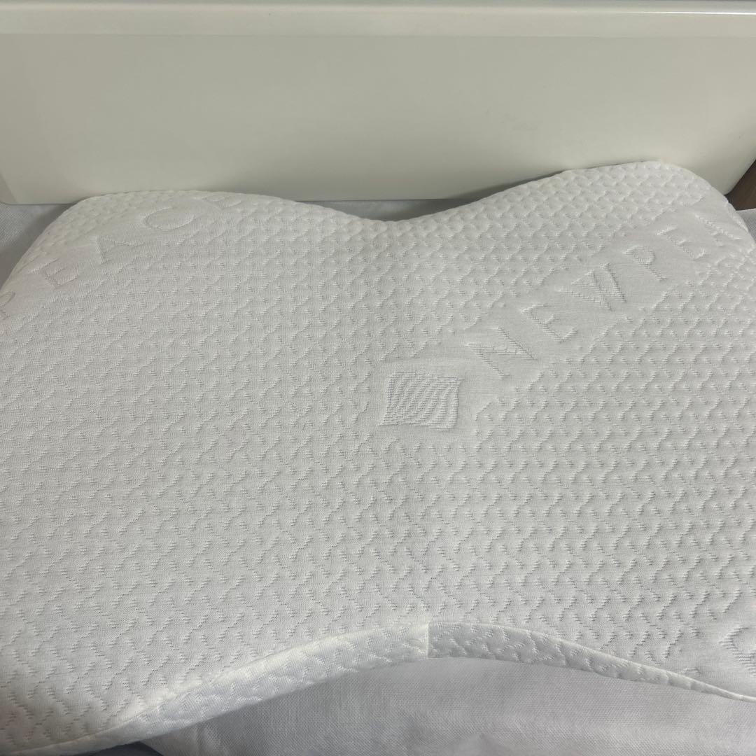 ニューピース ピローブレス(いびき予防枕）