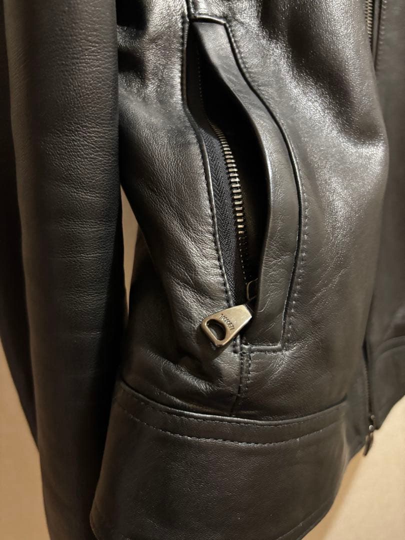 EMMETTI ブラック シングルライダースジャケット