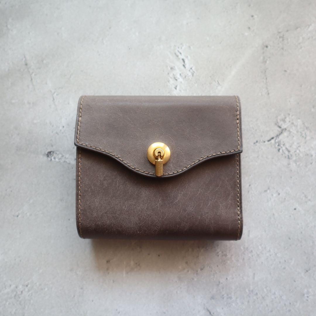 【受注制作】オコシ金具の三つ折り財布　ハンドメイド　イタリアンレザー