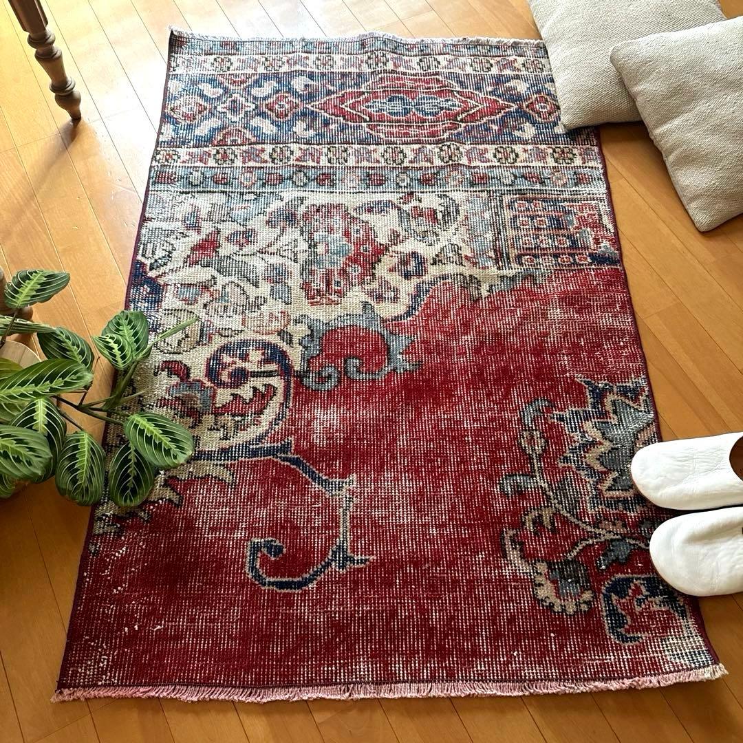 78×115アンティークレッド　ボタニカル　トルコヴィンテージラグ