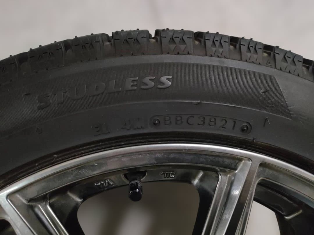 nori【美品】ブリヂストン17 スタッドレスホイー4本215/50r17