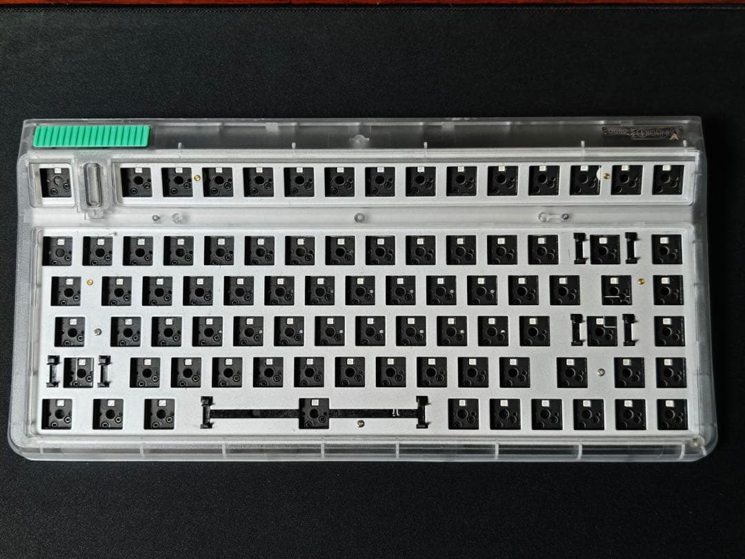 iQunix OG80 USB-C メカニカルキーボード