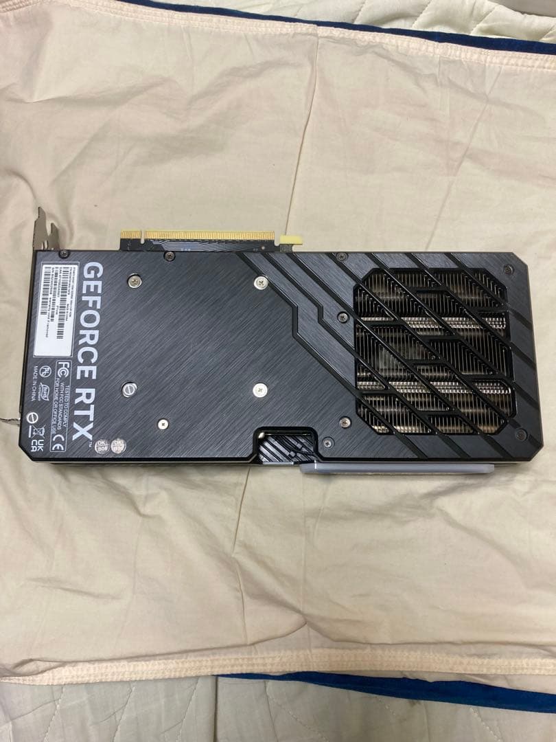 動作良好　GeForce RTX 4070 12GB
