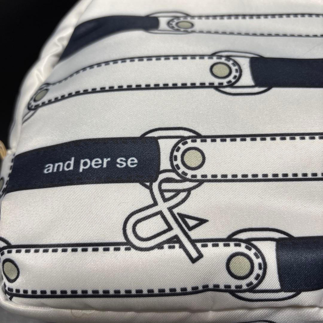 【新品未使用タグ付】and per se ファー付きストライプ柄バッグ