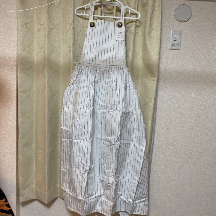 ローラプロデュースエプロン