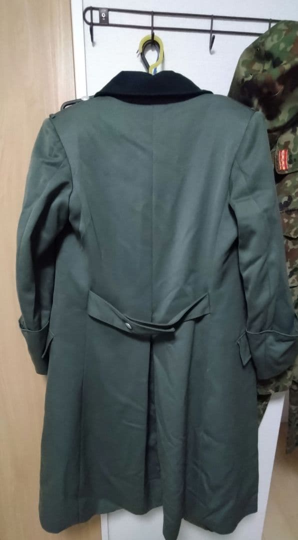 ドイツ国防軍コート　　制帽　勲章付き