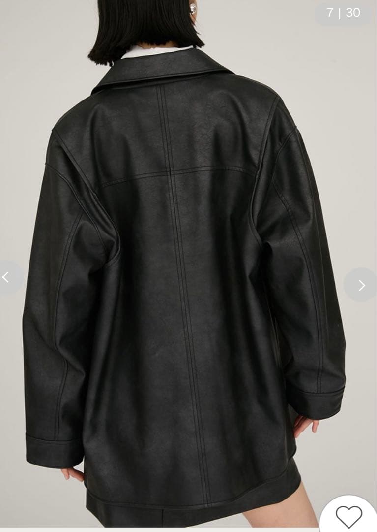 emmi今期フェイクレザージャケット