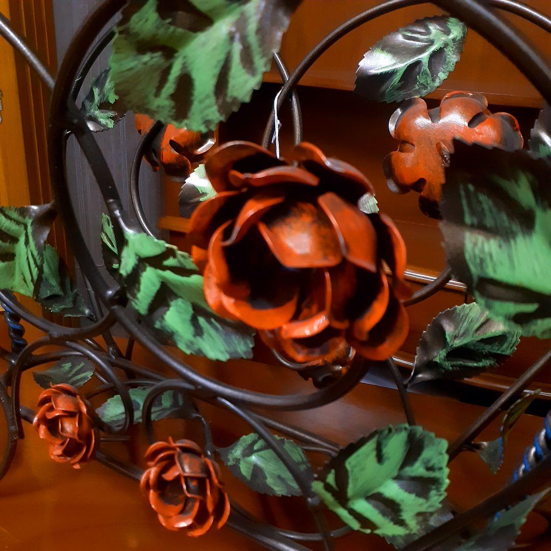 輸入雑貨　イタリア製品　ヨーロピアン　ローズ　アイアン　マガジンラック