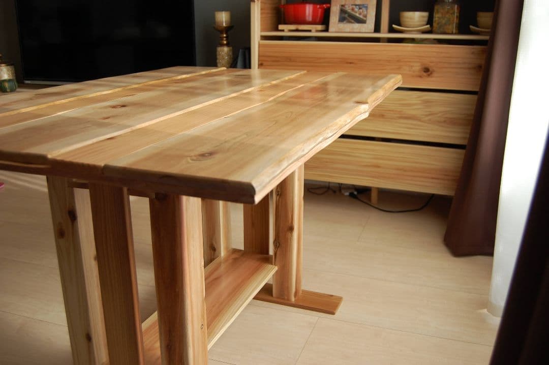 無垢材 ダイニングテーブル 中型