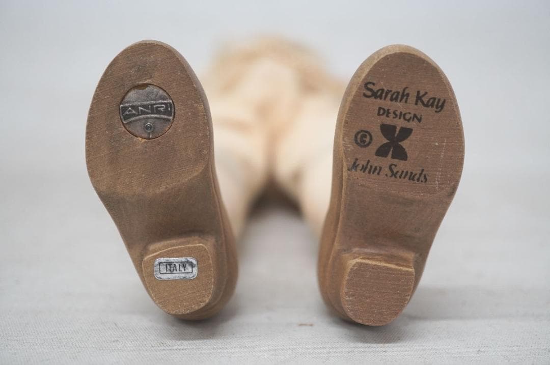 【M2512-27】ANRI アンリ Wood Doll 木彫 人形 サラ ケイ