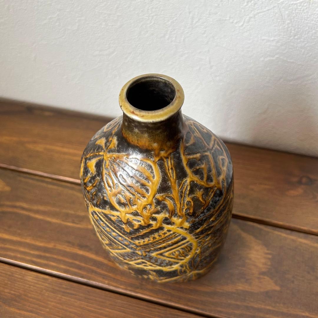 ロイヤルコペンハーゲン Baca（バッカ）黒と黄色の花瓶