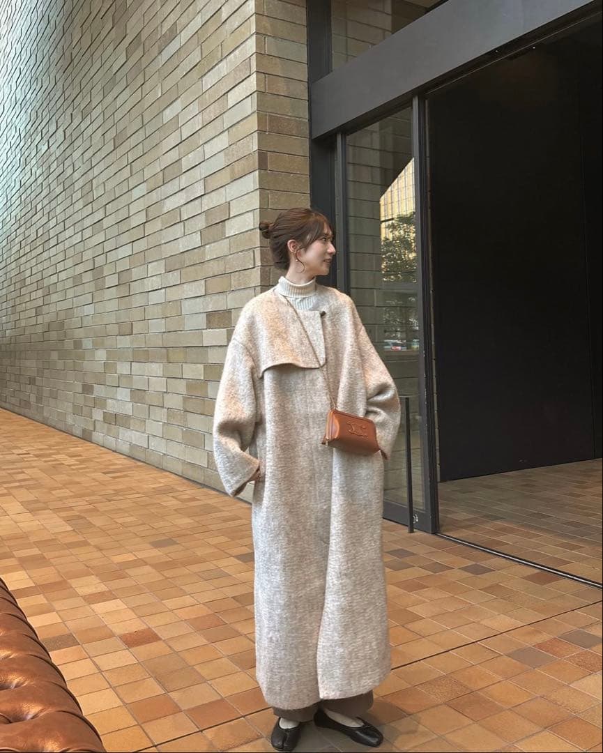 no collar shaggy long coat　Eaphi