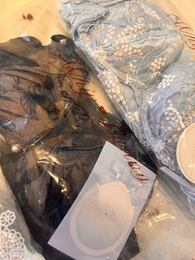 ken ken　新品　whip bunny C65 ブラ&ショーツセット