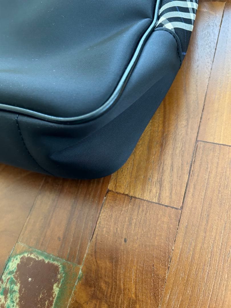 BURBERRY バーバリーブラックレーベル　ショルダーバッグ