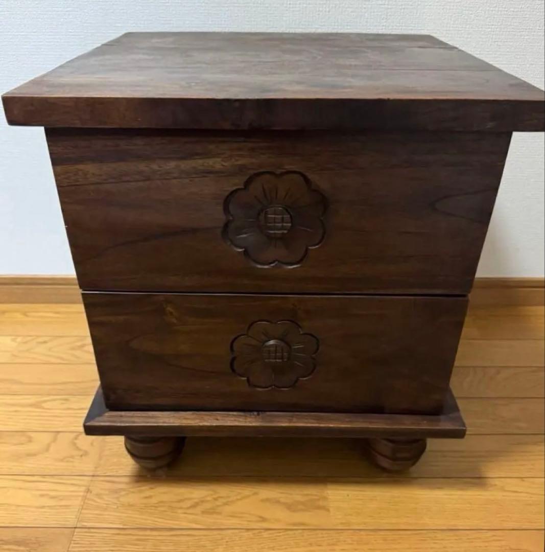 昭和レトロ　ヴィンテージ　木製小物入れ　花柄彫刻