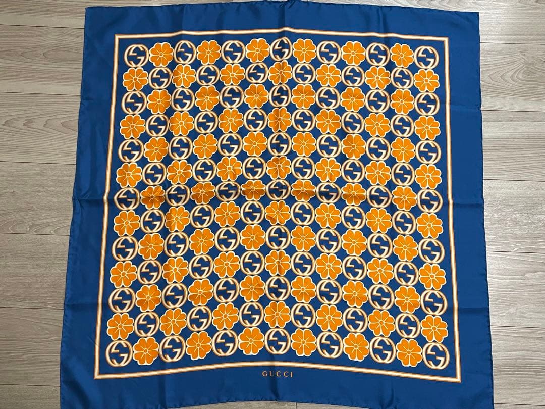 グッチ GUCCI シルクスカーフ 美品