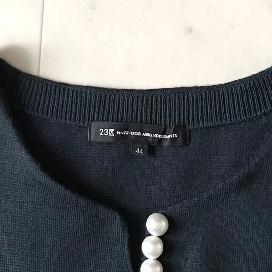 美品♪23区 パールモチーフキーネックプルオーバー 44 大きいサイズ グリーン