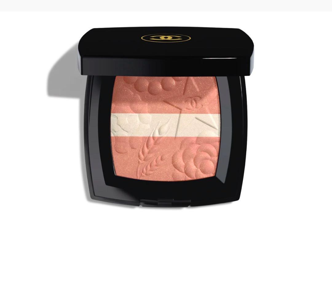 限定品シャネル　チークカラー＆ハイライター 　レ　シーニュ　ドゥ　シャネル998