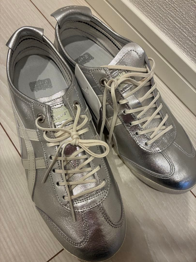 Onitsuka Tiger MEXICO 66 SD シルバー