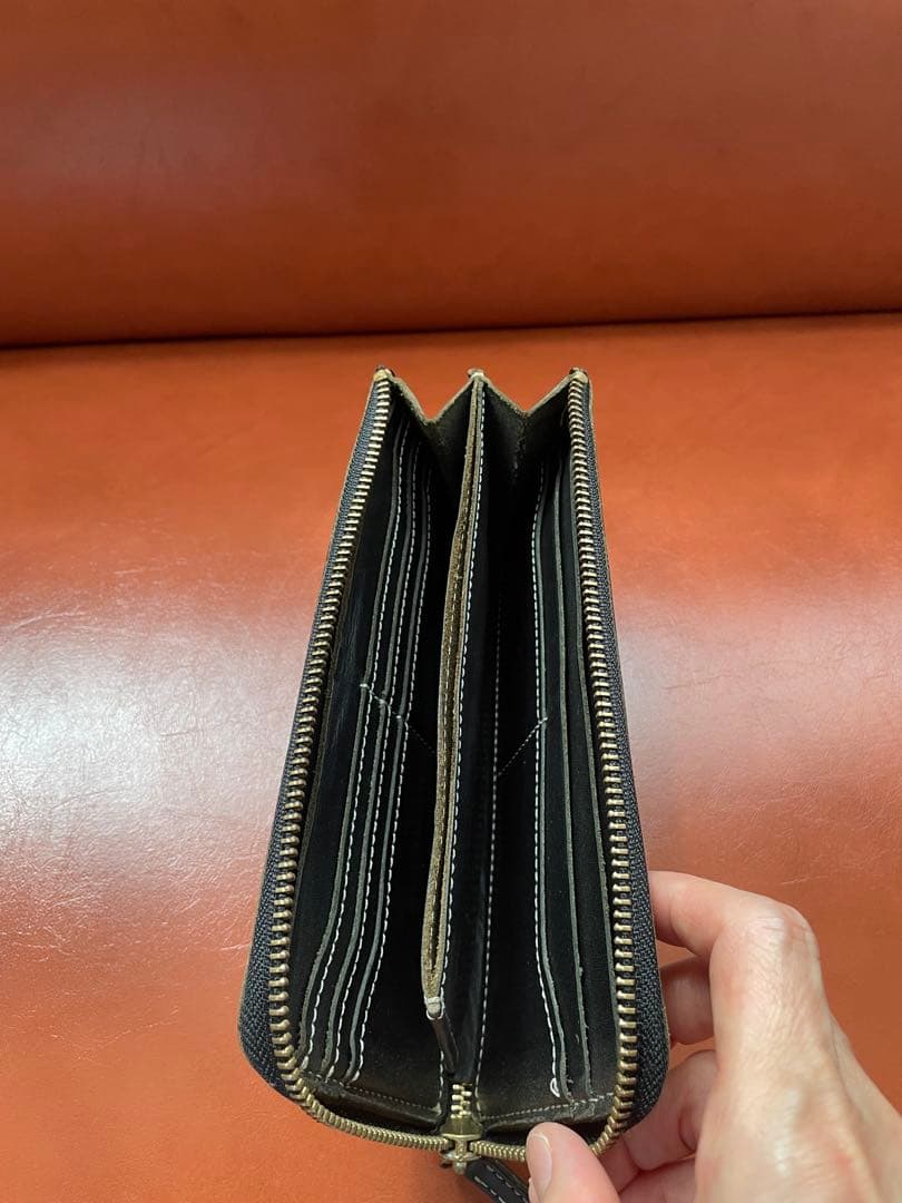 土屋鞄　レザー長財布　ブラック