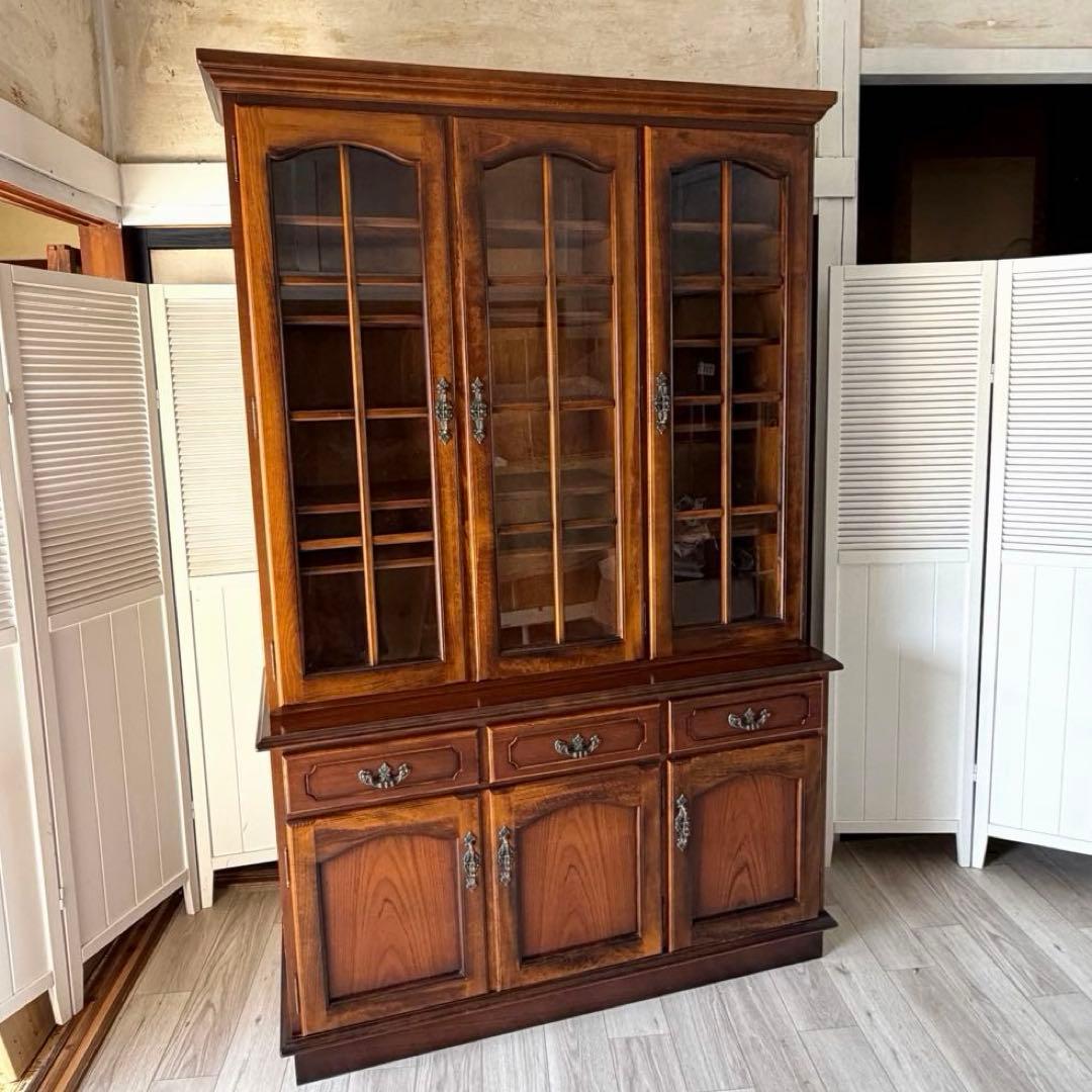 カリモク家具 コロニアルシリーズ 食器棚 キッチンボード ガラス棚 アンティーク