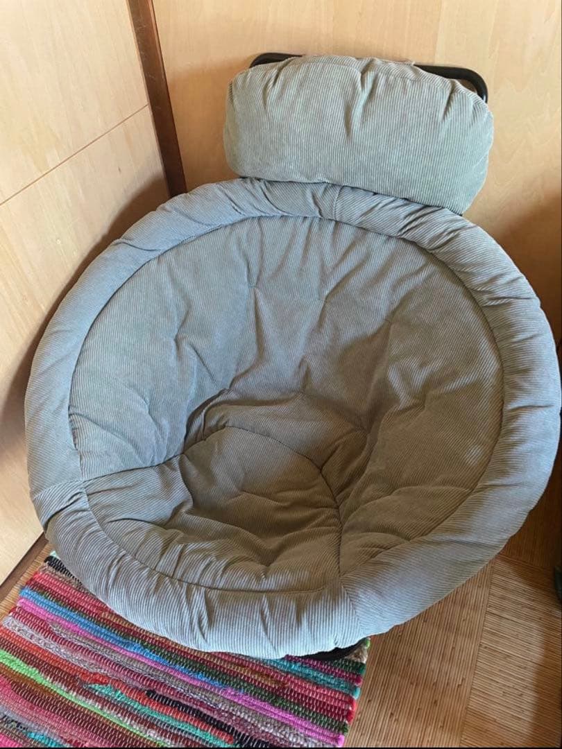 ホールディングチェア