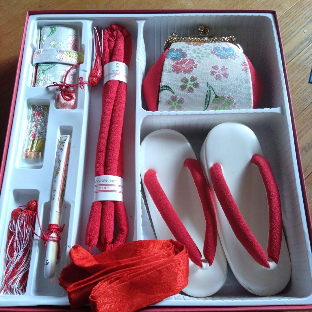 上質美品★１回使用★七歳★七五三小物セット 赤と白※草履スレあり