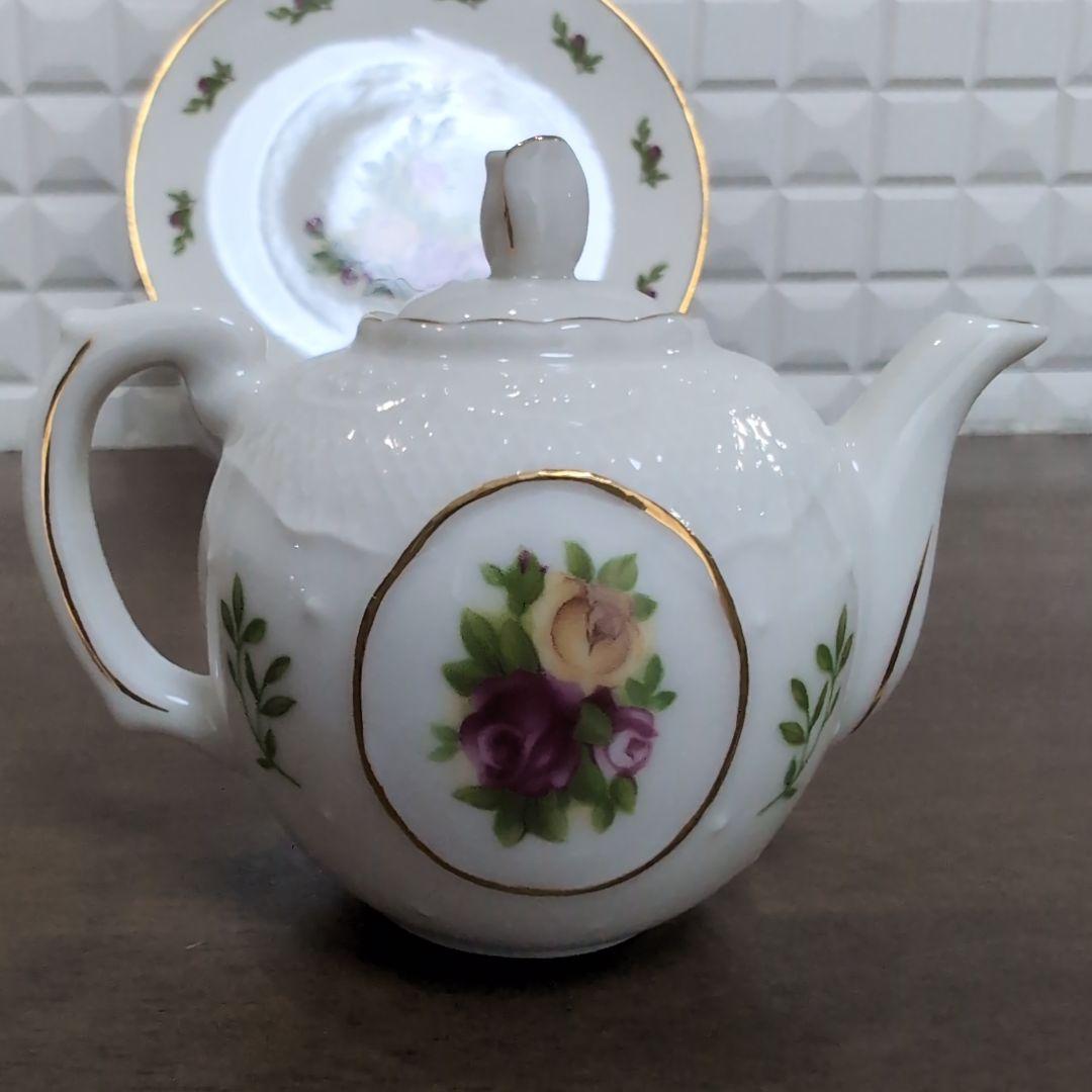 【訳あり】ロイヤル・アルバート　ミニチュアティーセット