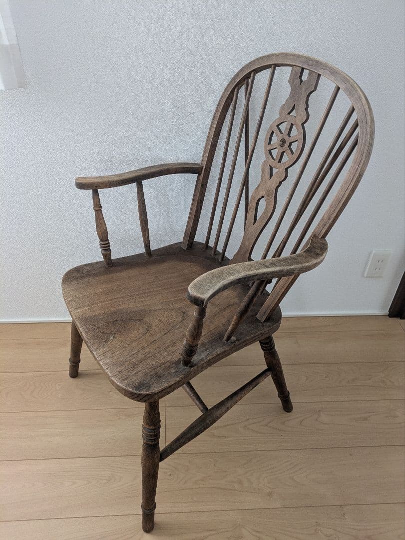 ウィンザーチェア アームチェア ホイールバック イギリスアンティーク 剥離仕上