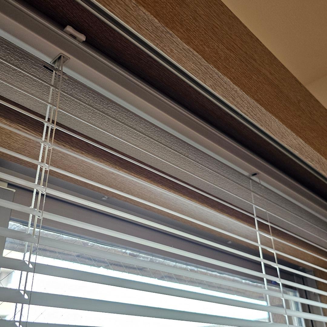 【匿名配送】ニトリ 白 アルミニウム ブラインド BL-25 ワンポールタイプ