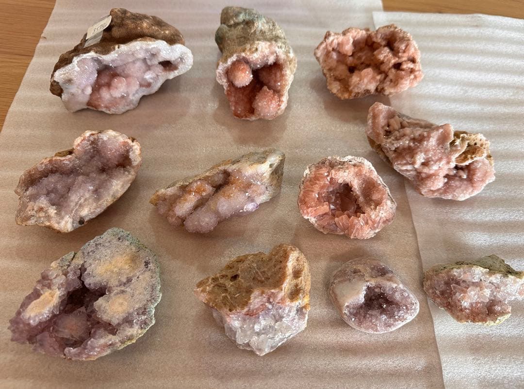 ピンクアメジスト、ジオード、フリーフォーム　コレクション