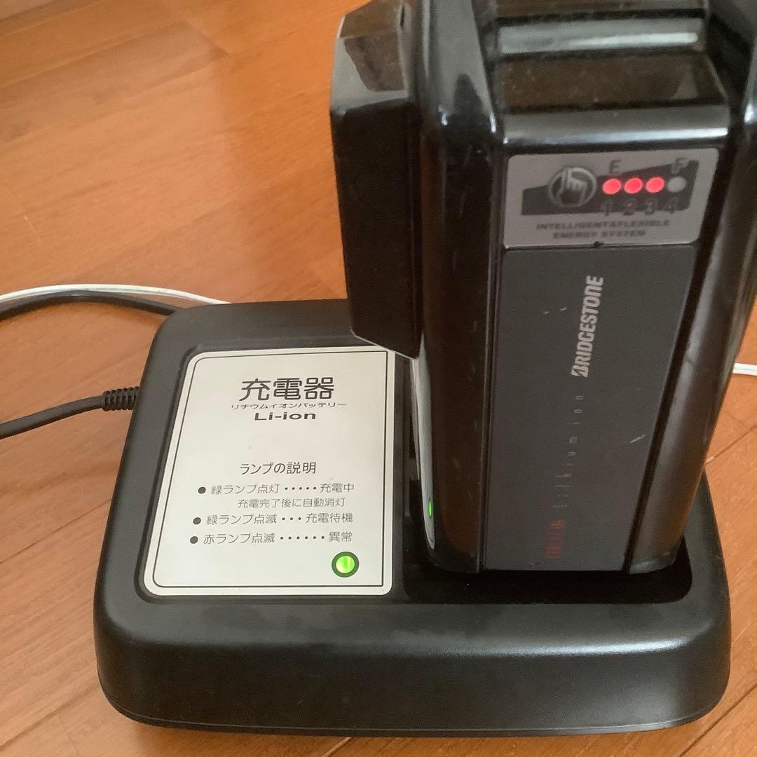 ブリヂストン リチウムイオン充電器