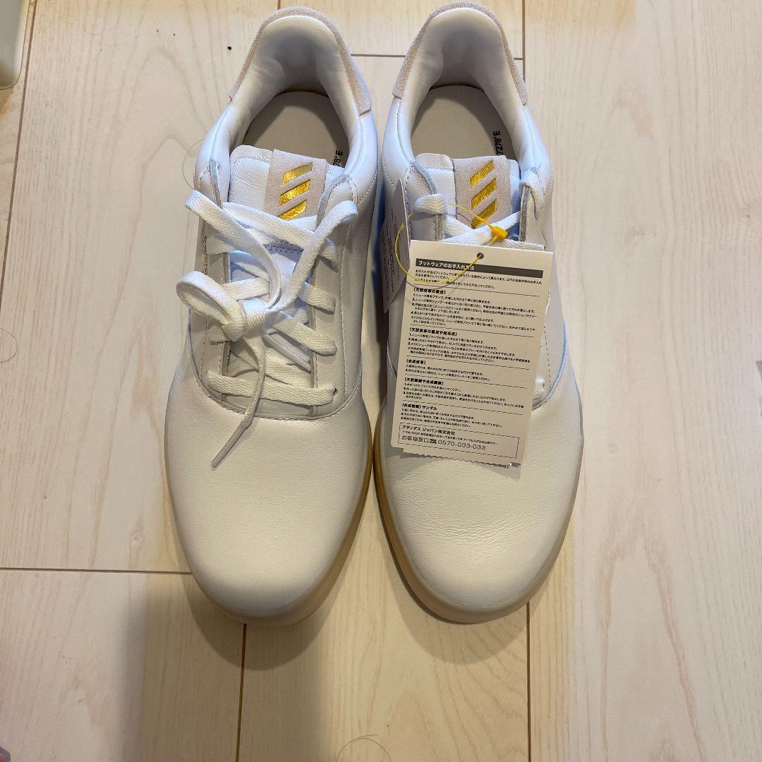 ゴルフウェア、シューズ