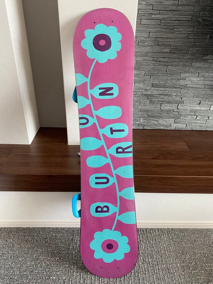 Burton スノーボード 蝶と花デザイン