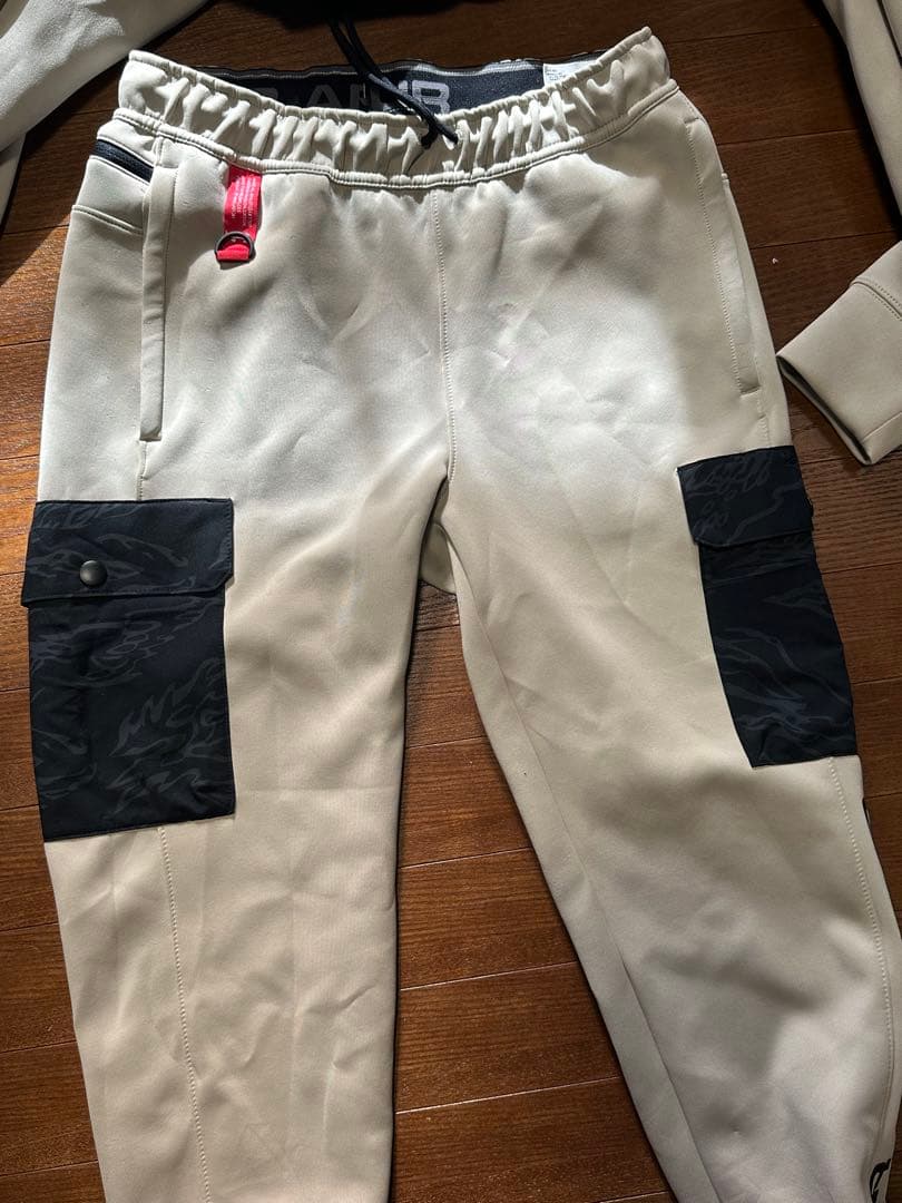 アンダーアーマーハイブリッドセットアップ