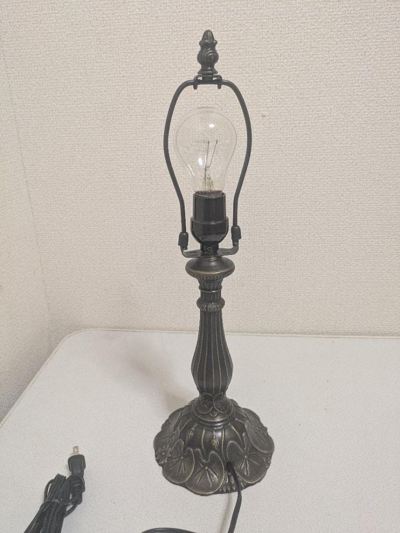 【新品】ステンドグラス スタンドライト テーブルライト アンティーク調 No.1