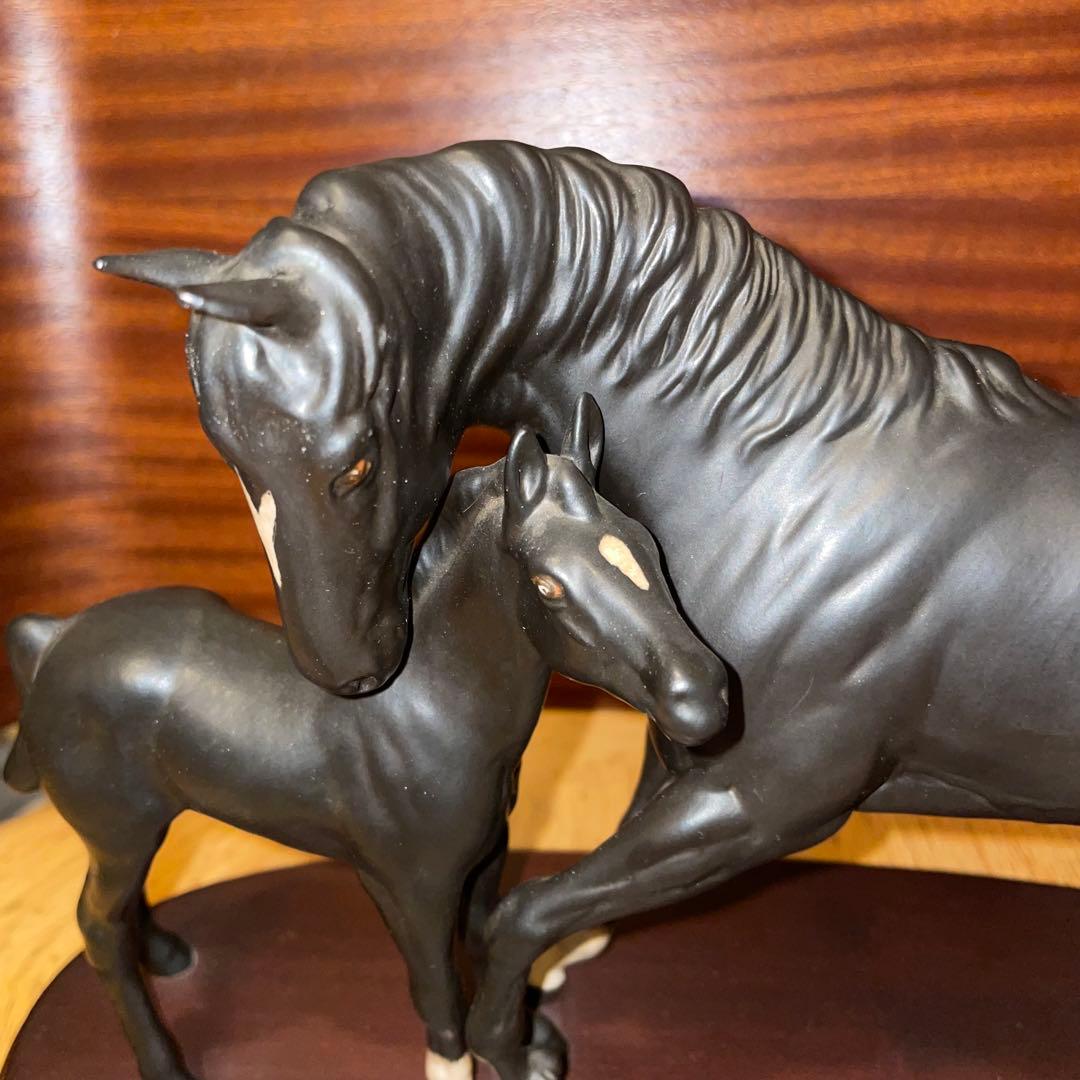 ロイヤルドルトン　馬　置物　 Black Beauty ＆ Foal