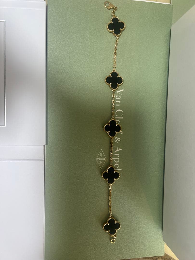 ヴァンクリーフアーペルブレスレット　オニキス2025ne w値下げ不可です