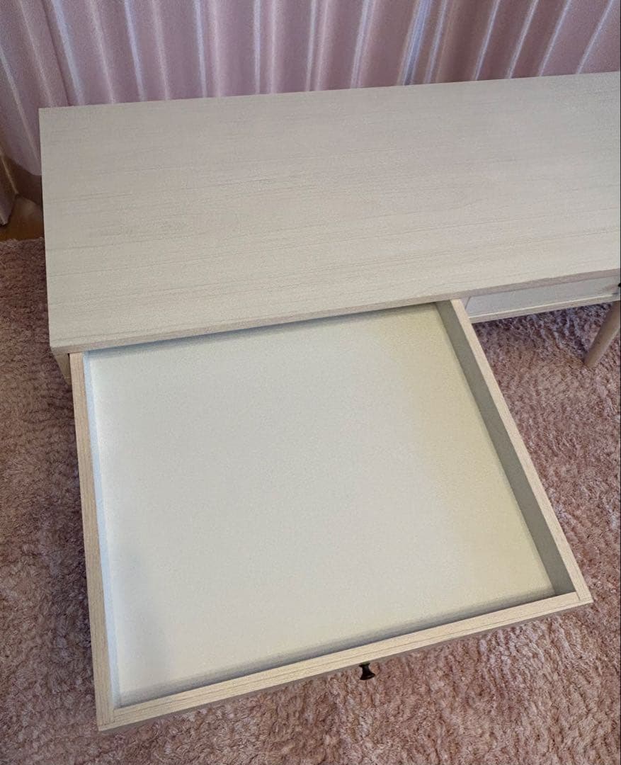 ローテーブル　引き出しあり